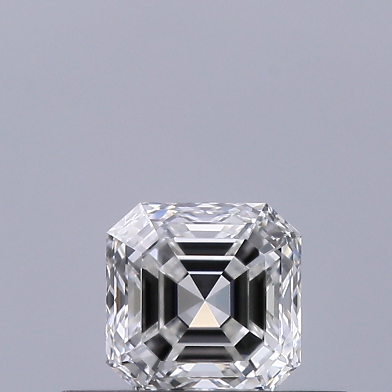 Emerald 0.31 ct E VS1
