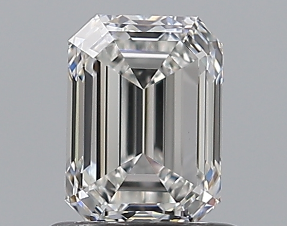 Emerald 0.9 ct F VS1