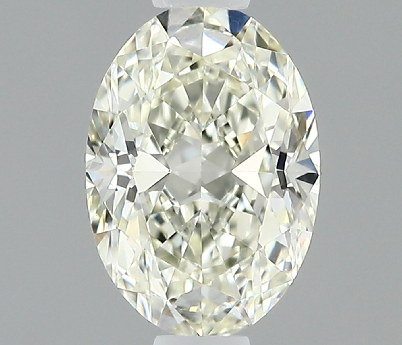 Oval 0.51 ct J VVS2