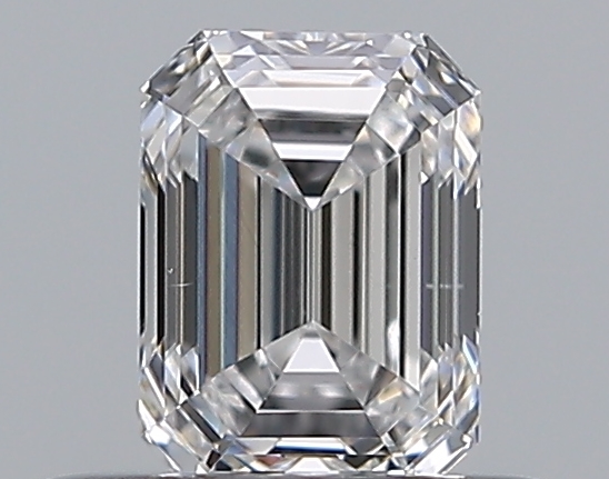 Emerald 0.4 ct D VS2