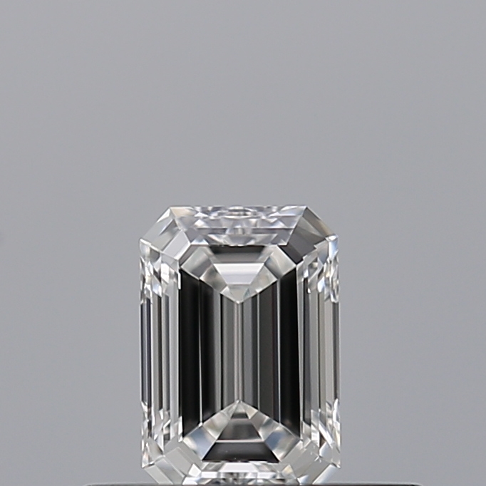 Emerald 0.28 ct E VS2