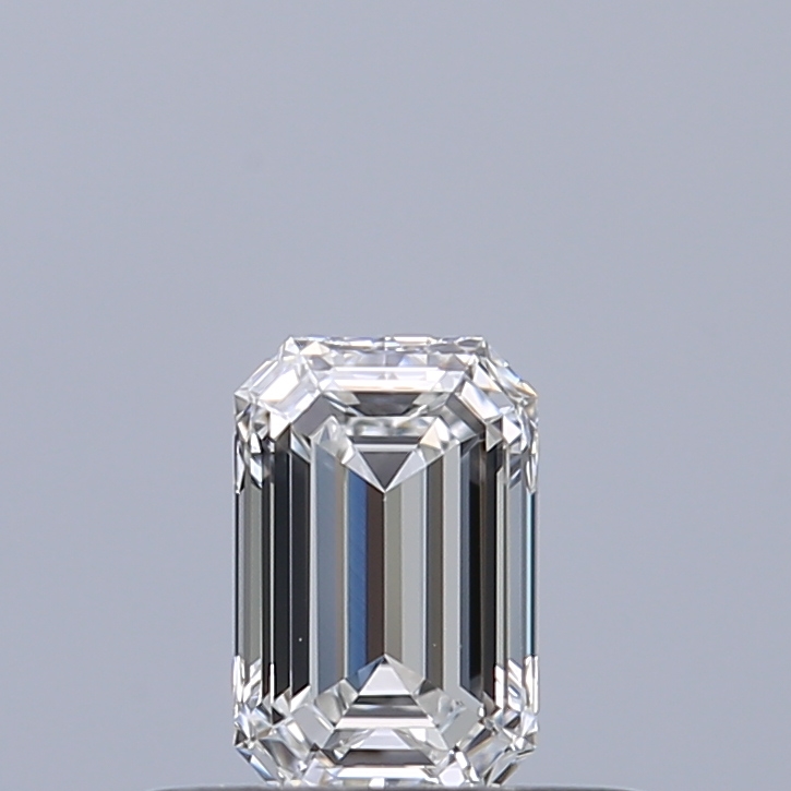 Emerald 0.31 ct E IF