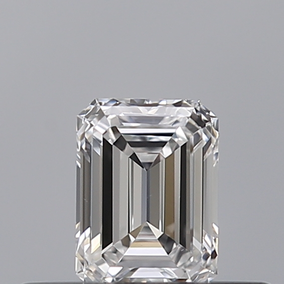 Emerald 0.31 ct D VS2