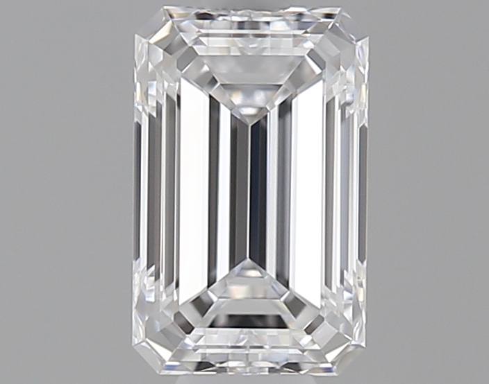 Emerald 0.37 ct D VVS1