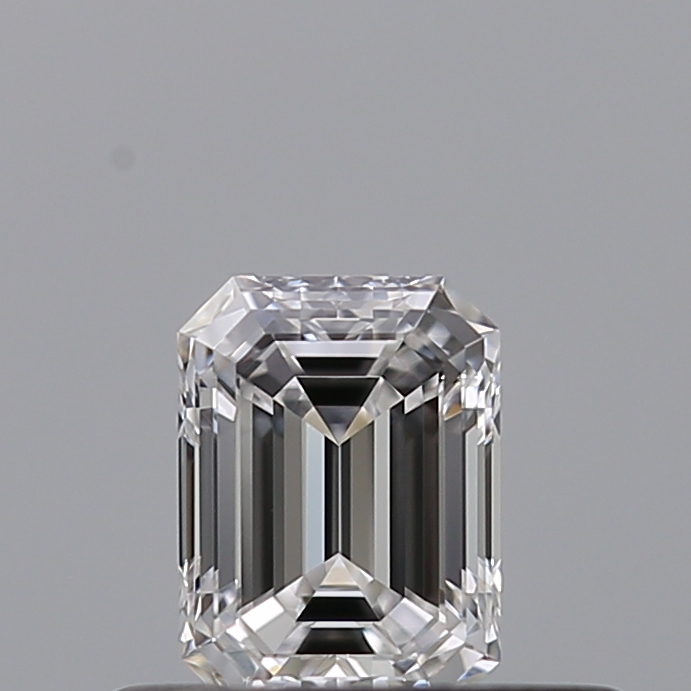 Emerald 0.31 ct D VVS2