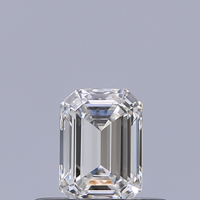 Emerald 0.32 ct G VVS1
