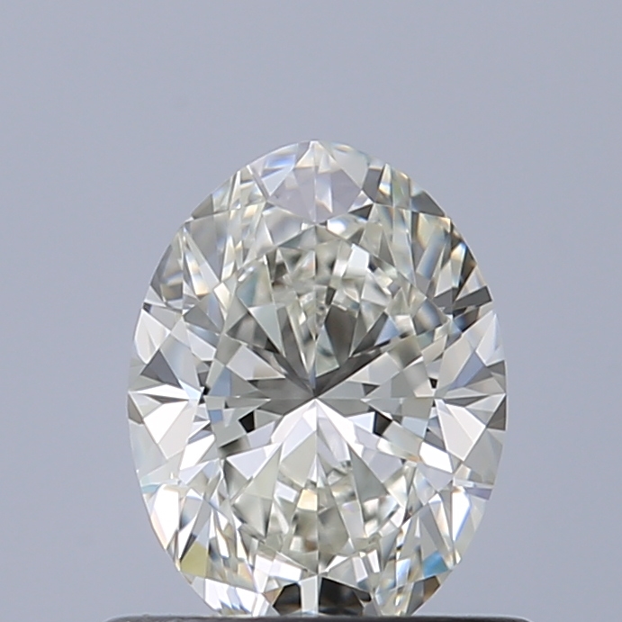 Oval 0.6 ct H VVS2