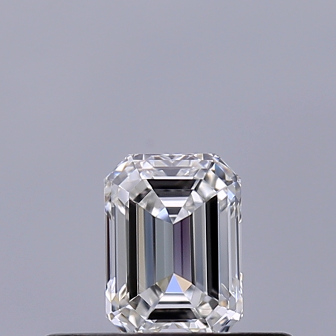 Emerald 0.31 ct F VS1