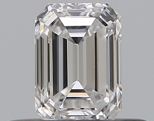 Emerald 0.35 ct D VS2