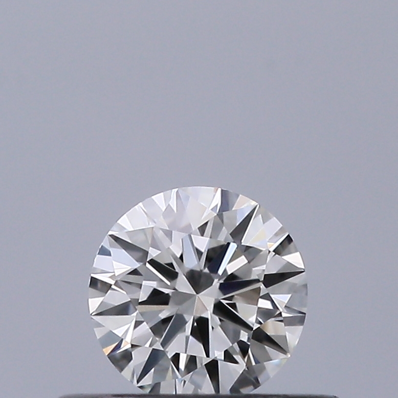 Round 0.27 ct G VVS2
