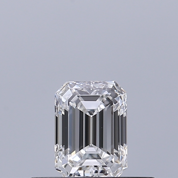 Emerald 0.3 ct E VVS2