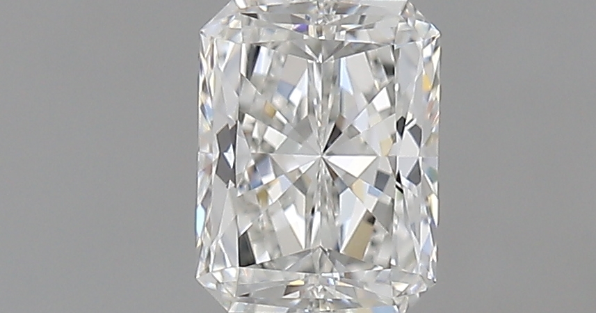 Radiant 0.7 ct F IF