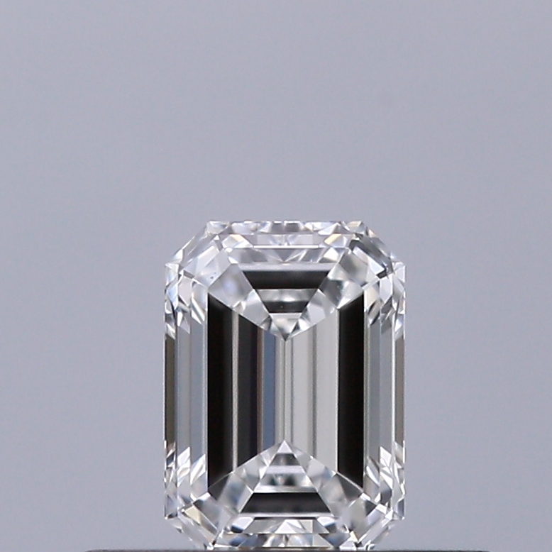 Emerald 0.32 ct D IF