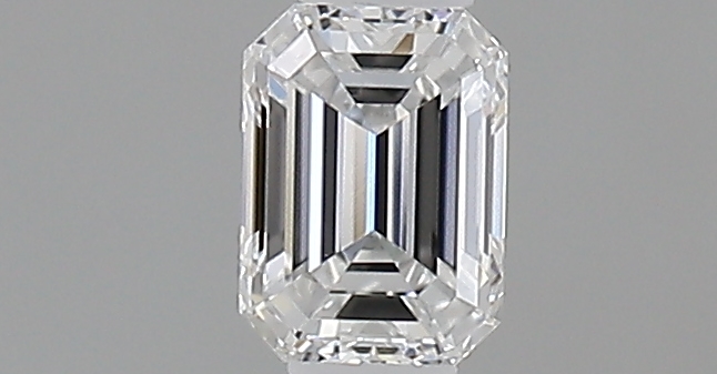 Emerald 0.24 ct D VVS2