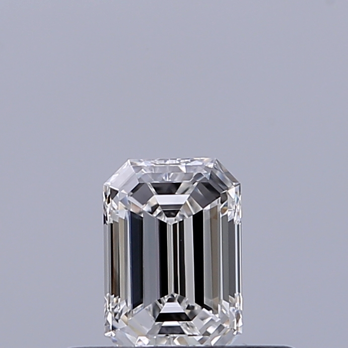 Emerald 0.3 ct E VVS2