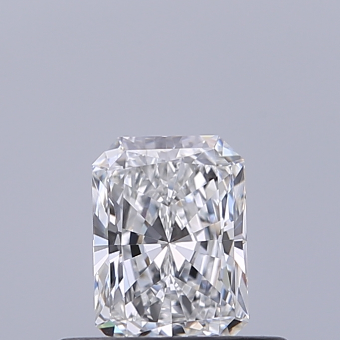 Radiant 0.37 ct E VS1