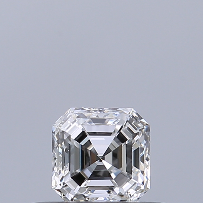 Emerald 0.3 ct D VVS2