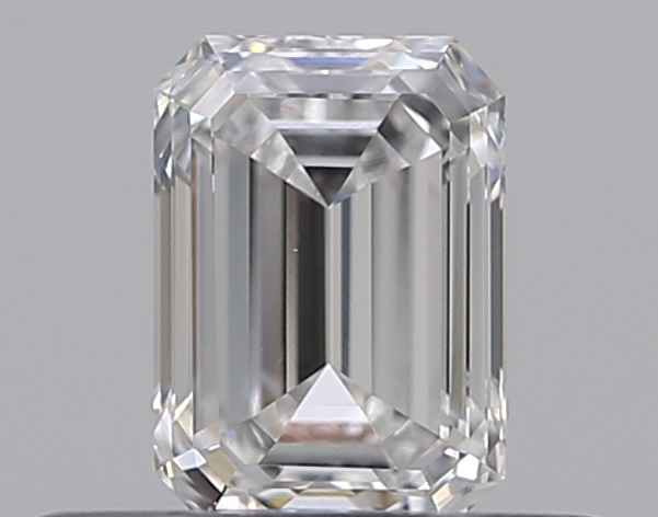 Emerald 0.35 ct D VS2