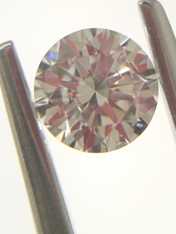 Round 0.3 ct H SI2