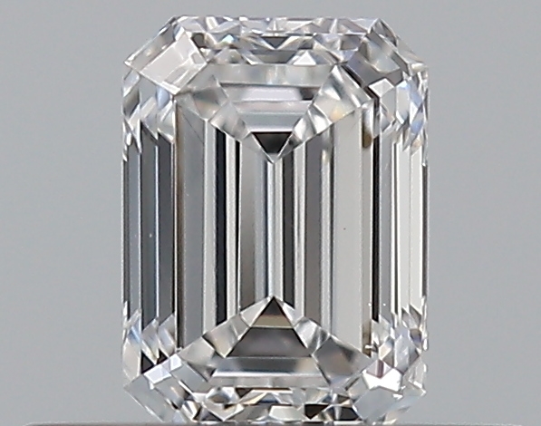 Emerald 0.35 ct D VS1