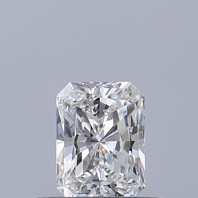Radiant 0.33 ct E IF