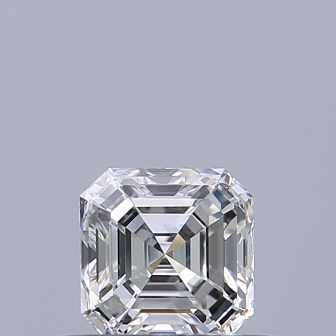 Emerald 0.4 ct E VVS1