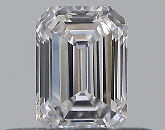 Emerald 0.3 ct D VVS2