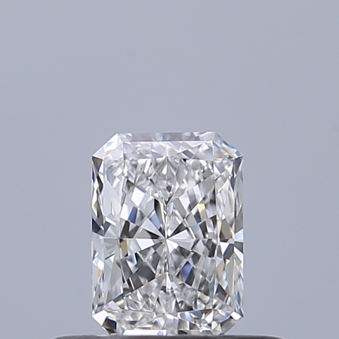 Radiant 0.33 ct D IF