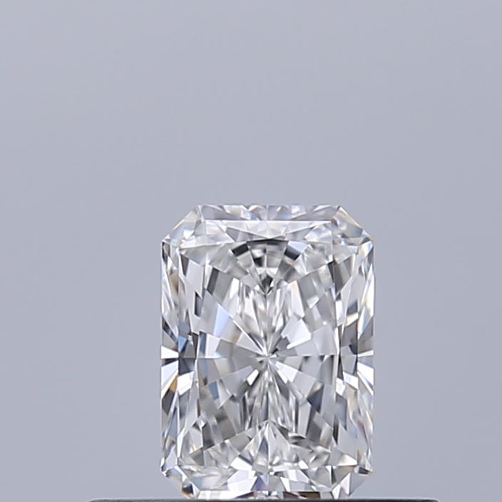 Radiant 0.33 ct D VVS2