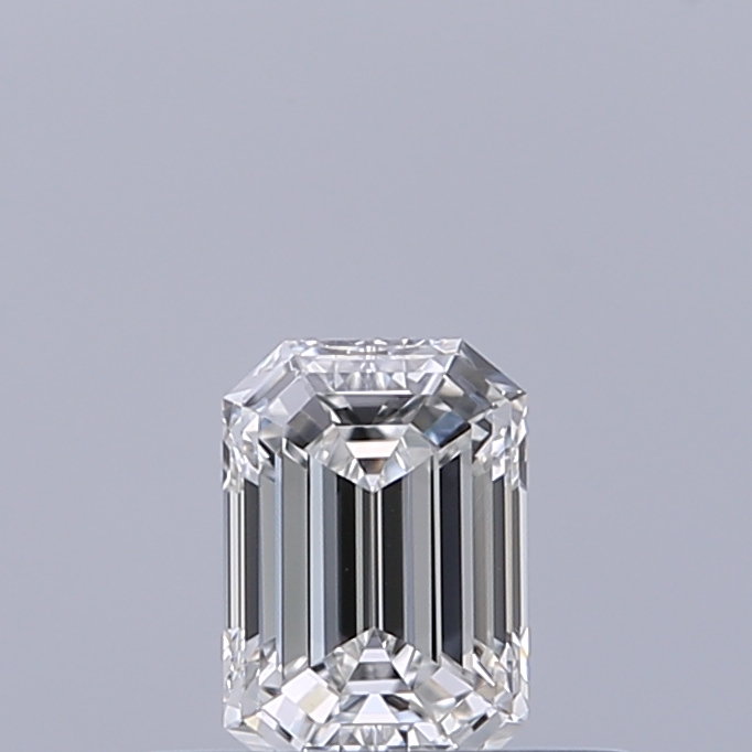 Emerald 0.31 ct E IF