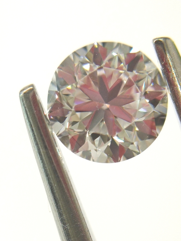 Round 0.5 ct D VS2
