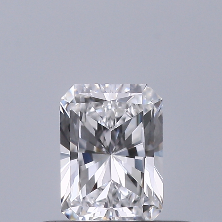 Radiant 0.34 ct D VVS1