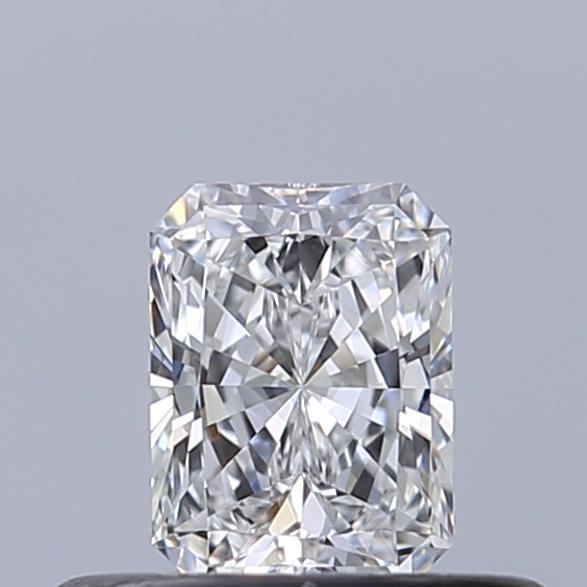 Radiant 0.3 ct D VVS1