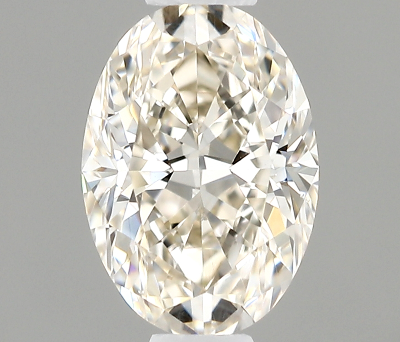 Oval 0.4 ct H VS1