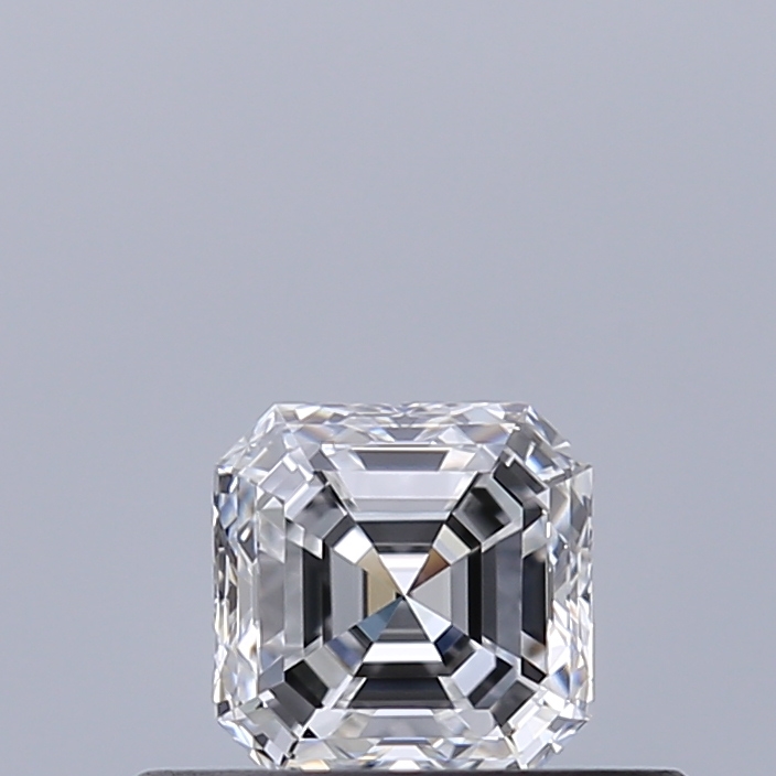 Emerald 0.35 ct D VVS1