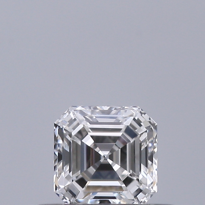 Emerald 0.32 ct E VVS1
