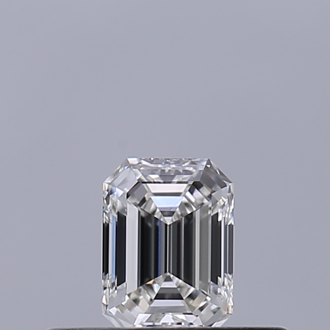 Emerald 0.26 ct F VVS2