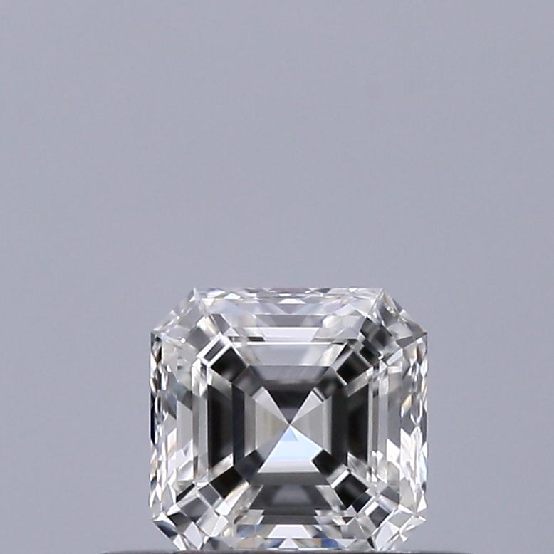 Emerald 0.31 ct F VVS2