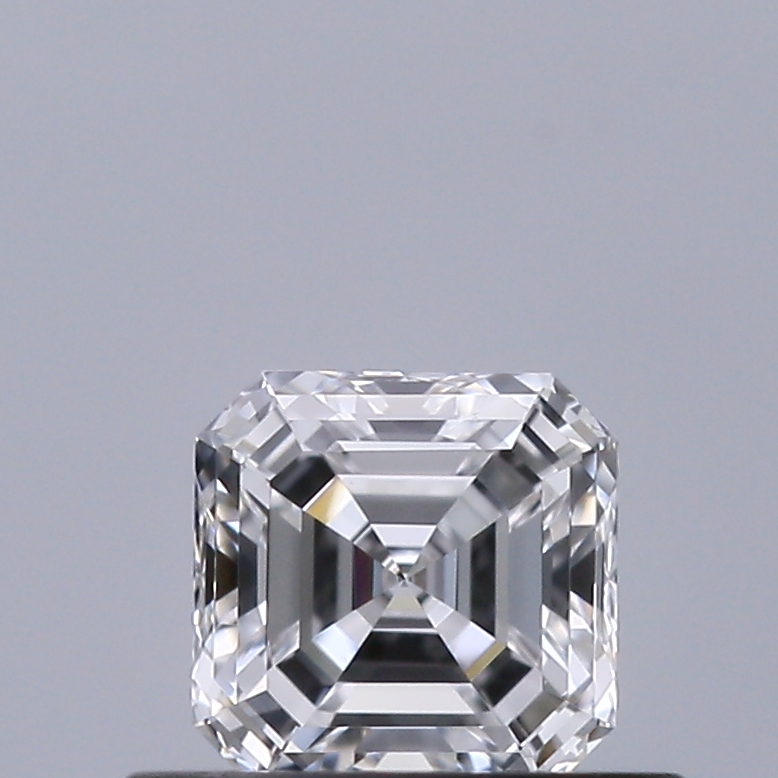 Emerald 0.4 ct D VVS1