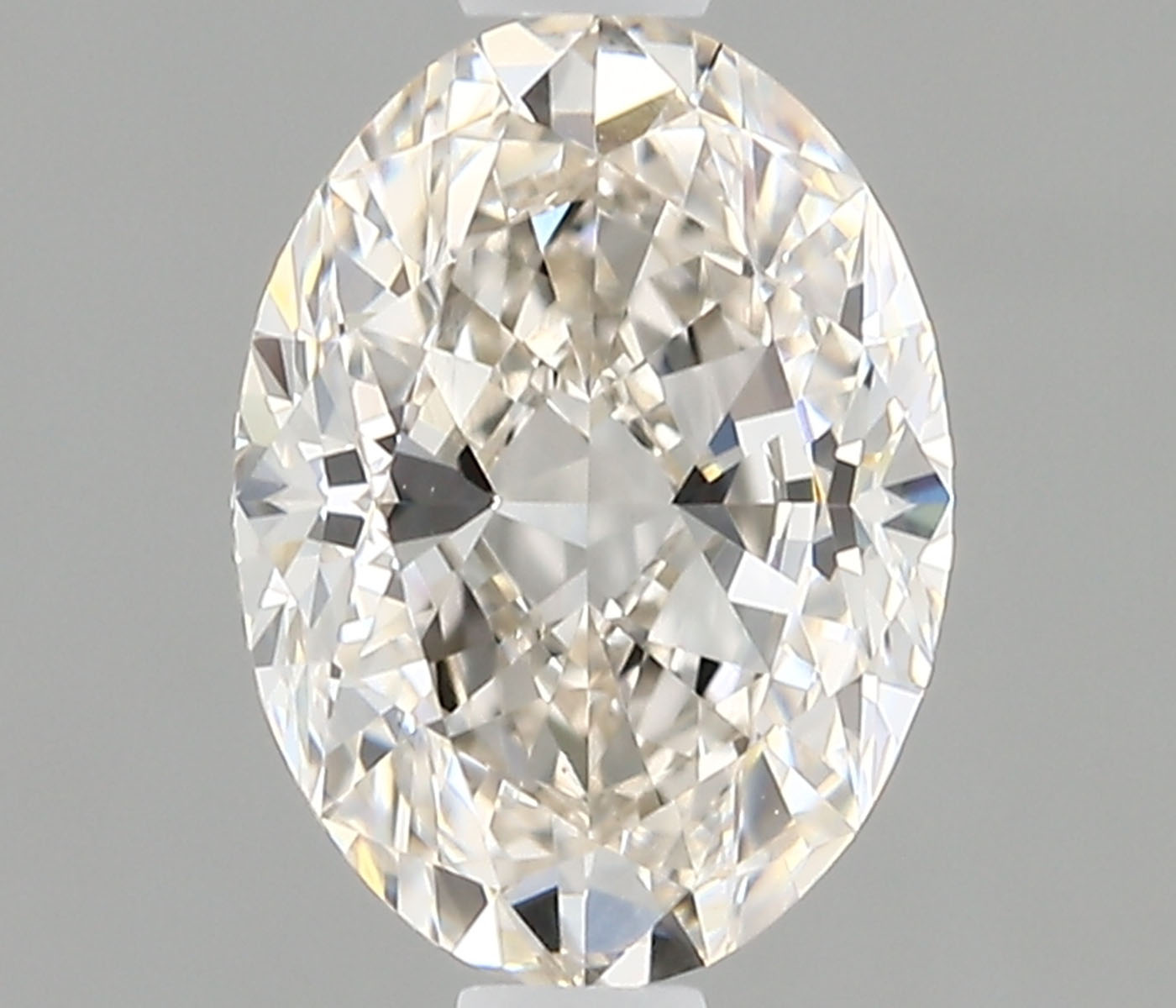Oval 0.9 ct I VS1