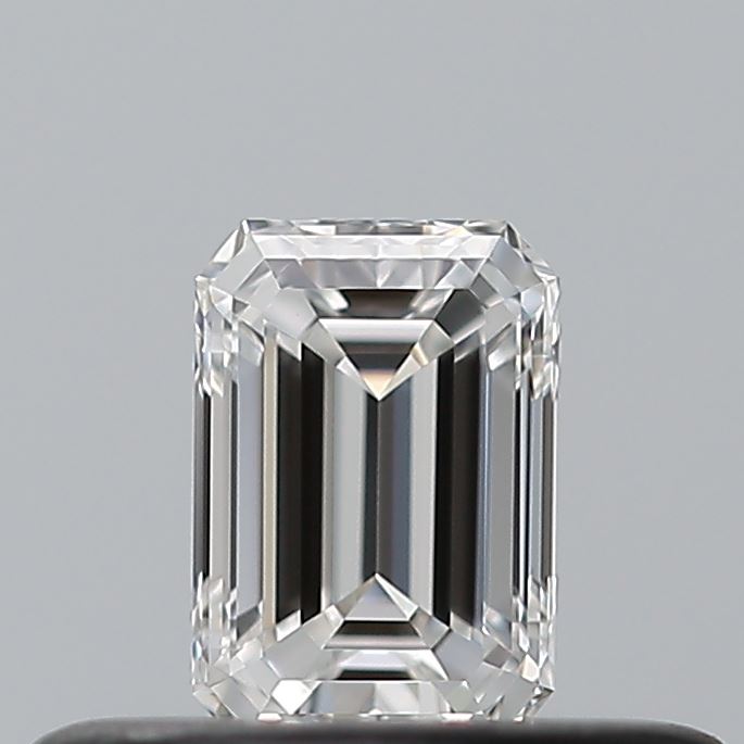 Emerald 0.24 ct F IF