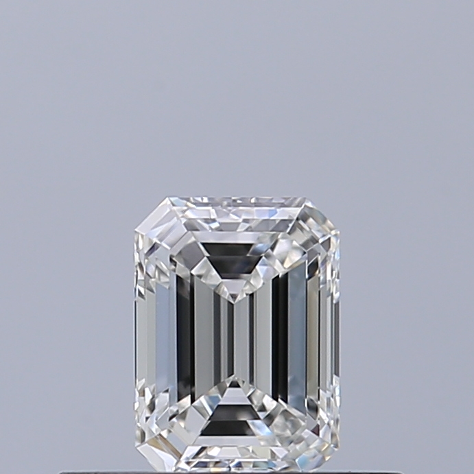 Emerald 0.32 ct F VVS2