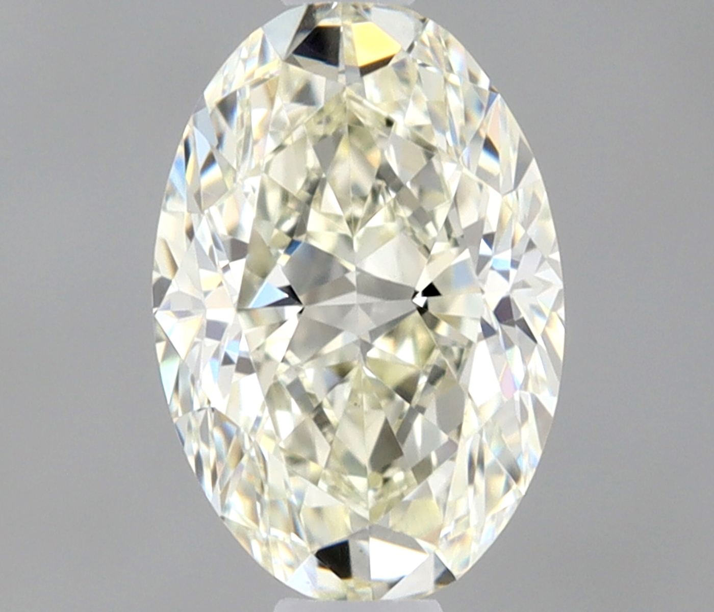 Oval 0.5 ct J VVS2