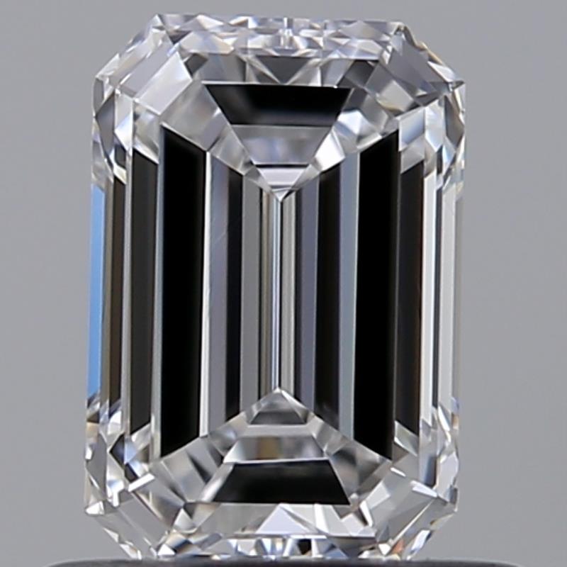 Emerald 0.7 ct D VVS2