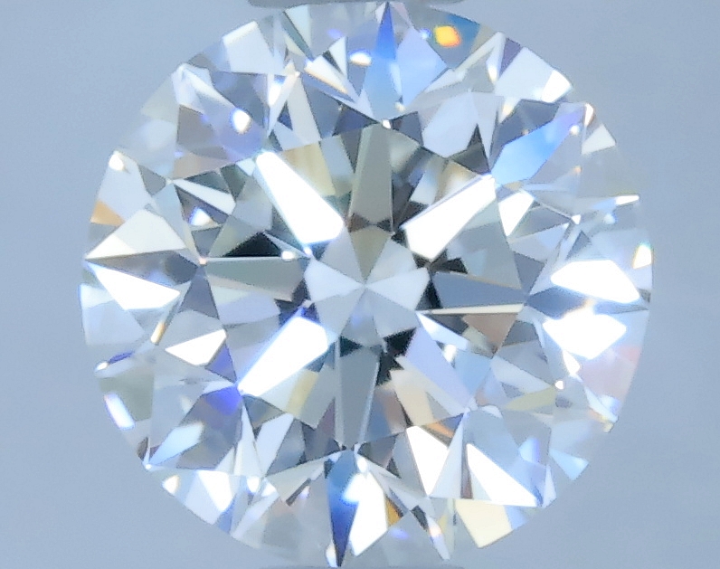 Round 0.7 ct G VVS2