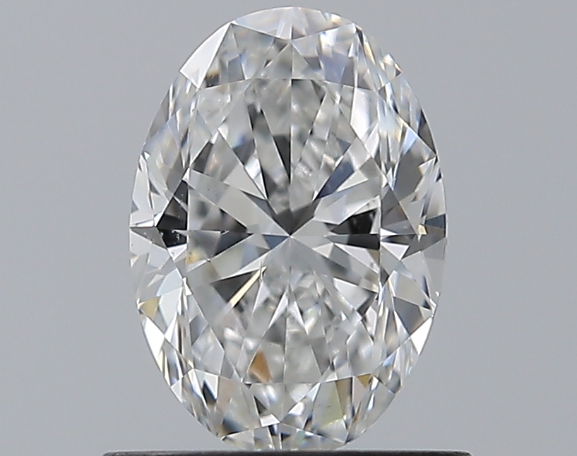 Oval 0.8 ct E SI1