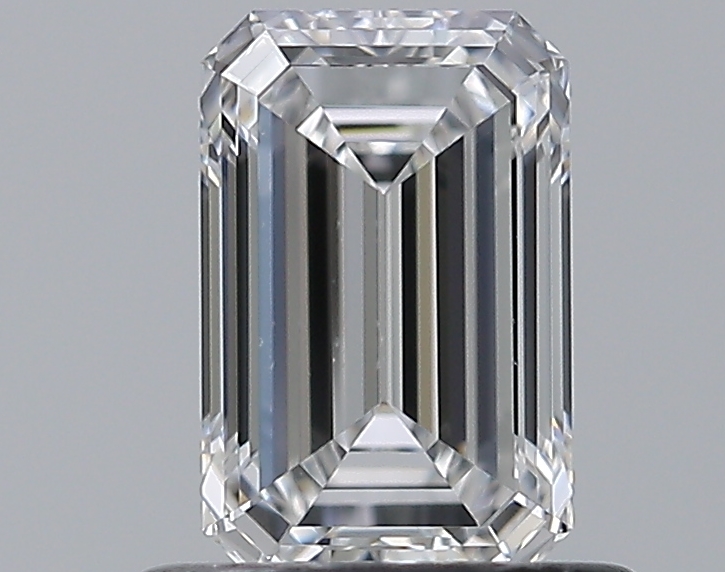 Emerald 0.7 ct D VVS1