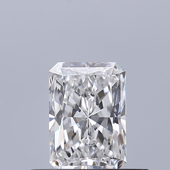Radiant 0.4 ct E VS1