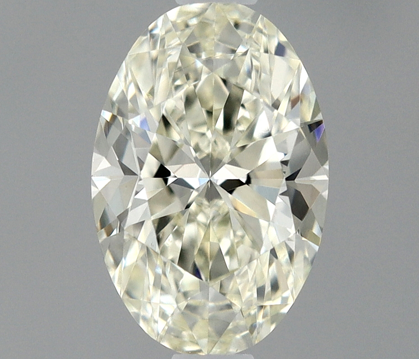 Oval 0.5 ct J VVS2