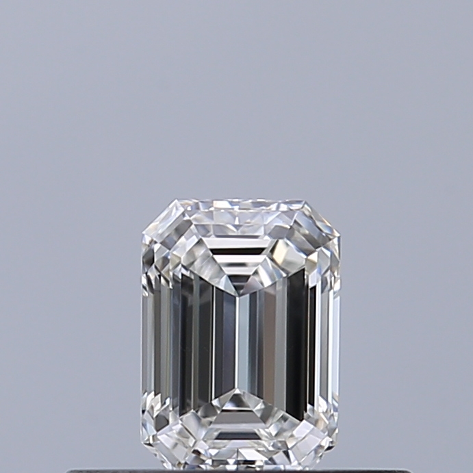 Emerald 0.31 ct F VS1